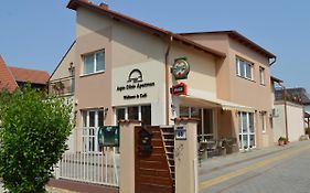 Aqua Oazis Apartman